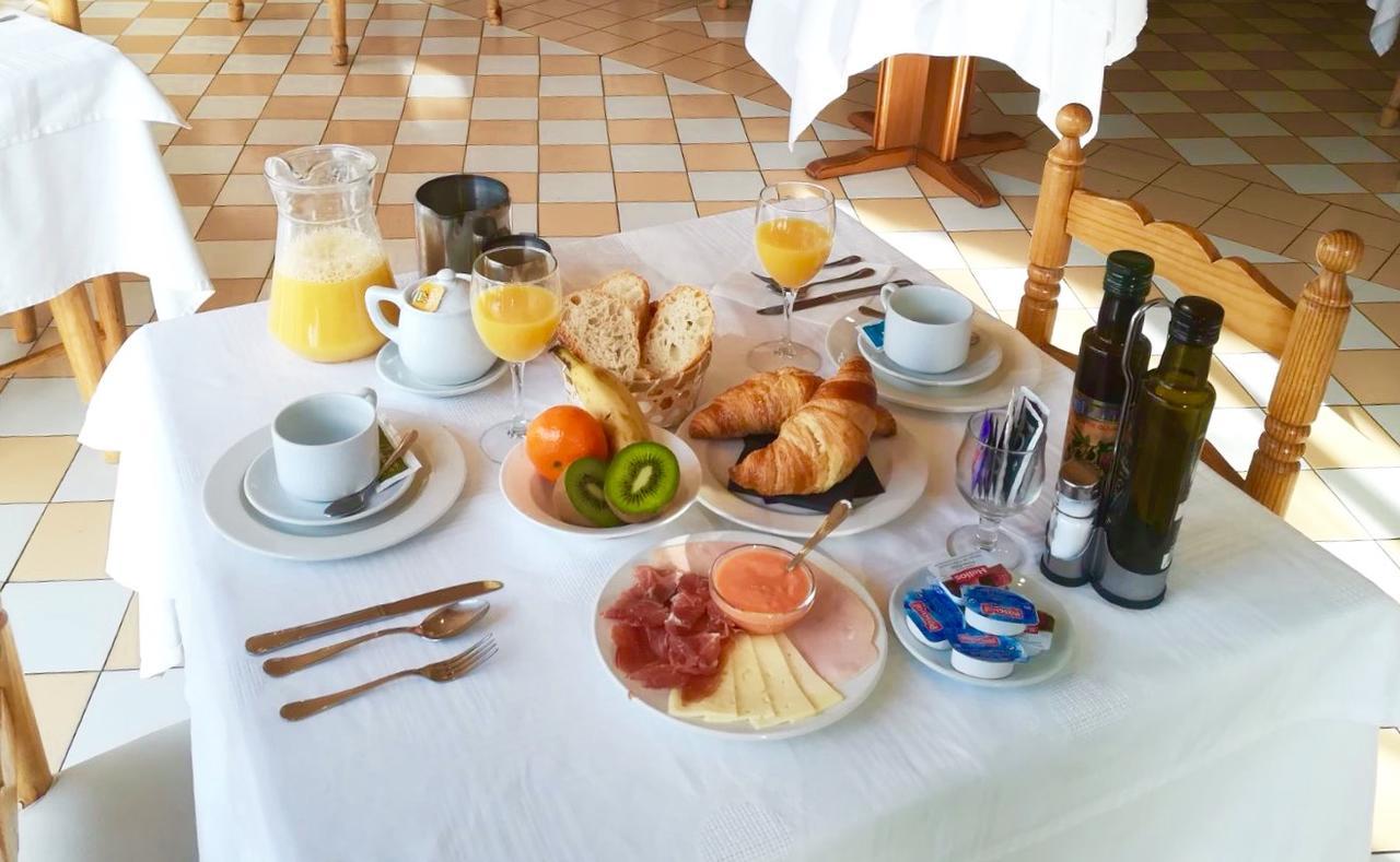 Hotel Mariana Tramacastilla de Tena Dış mekan fotoğraf